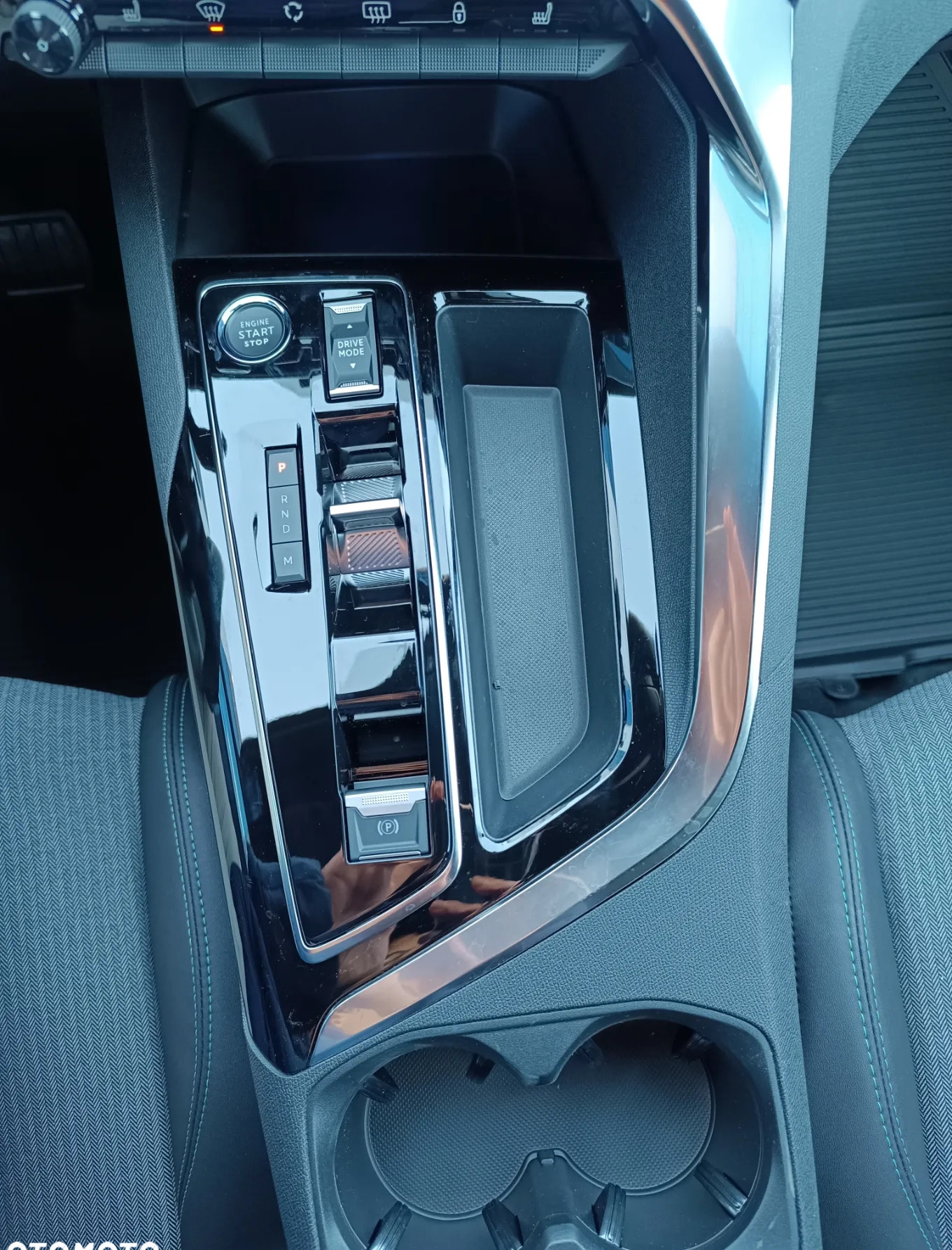 Peugeot 3008 cena 132500 przebieg: 4, rok produkcji 2023 z Kargowa małe 106